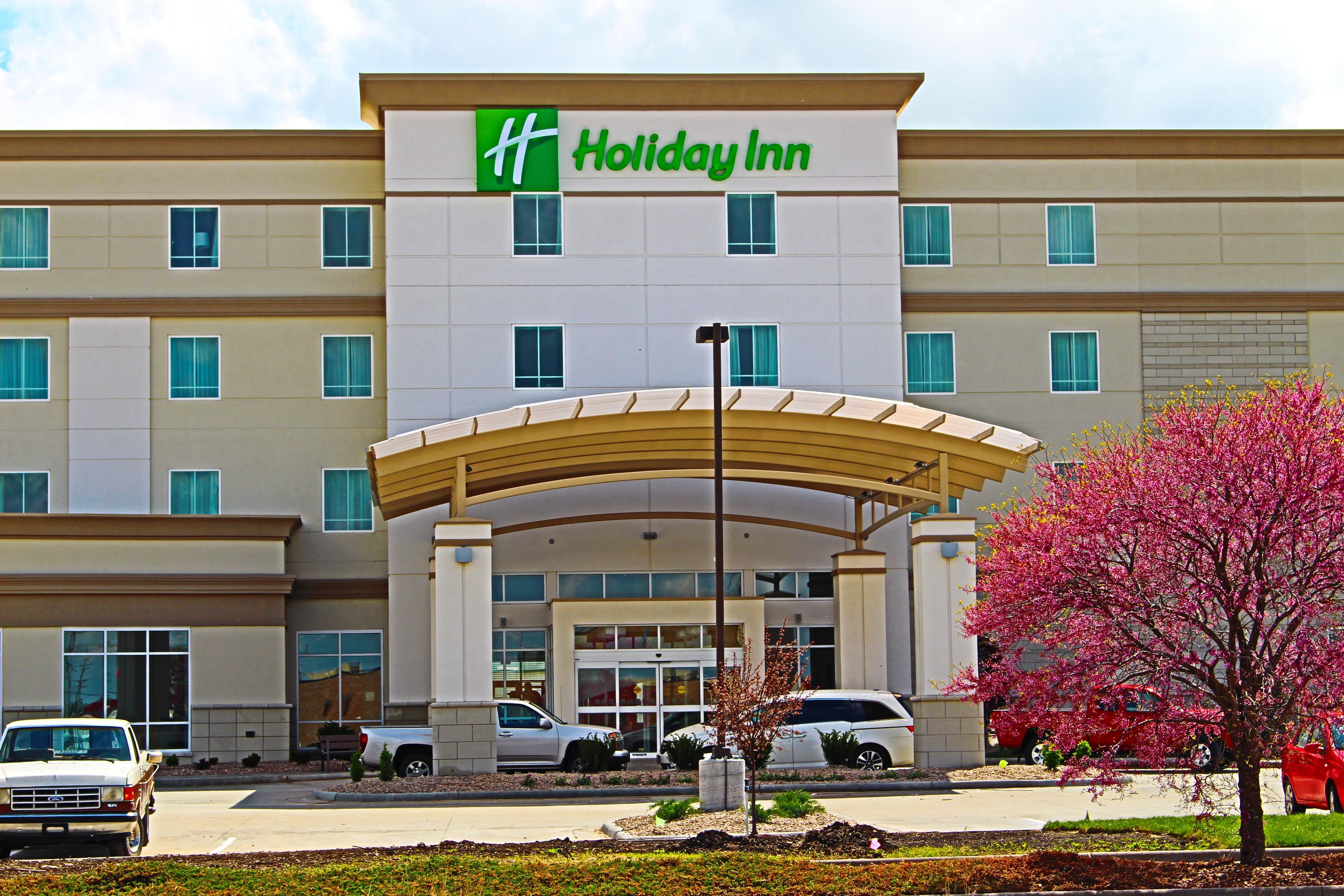 Holiday Inn Salina By Ihg Ngoại thất bức ảnh